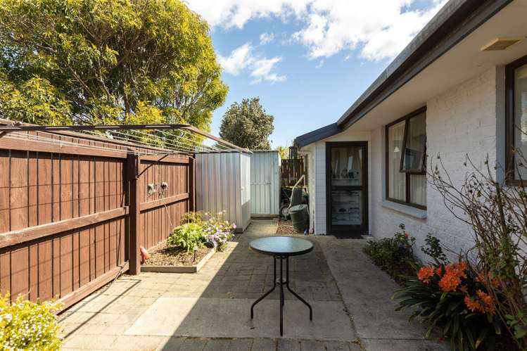 2/53 Brooklyn Drive Redwoodtown_14