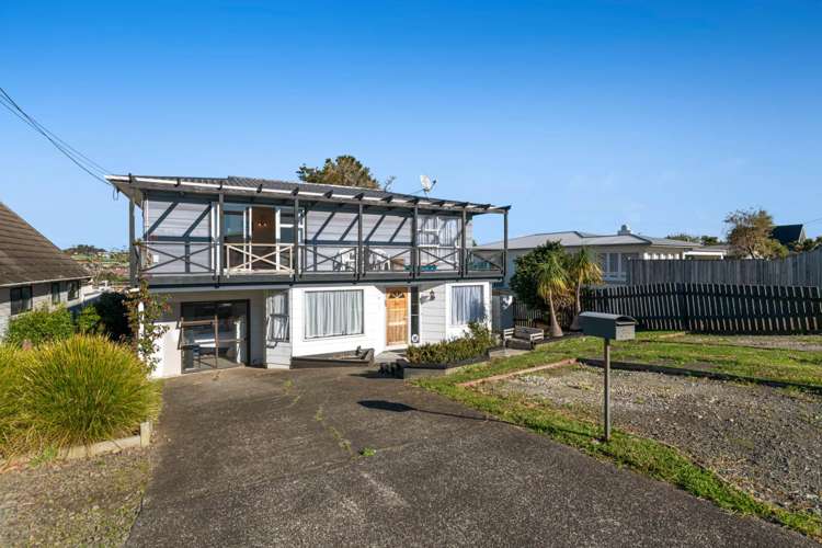 35 Vipond Road Stanmore Bay_27