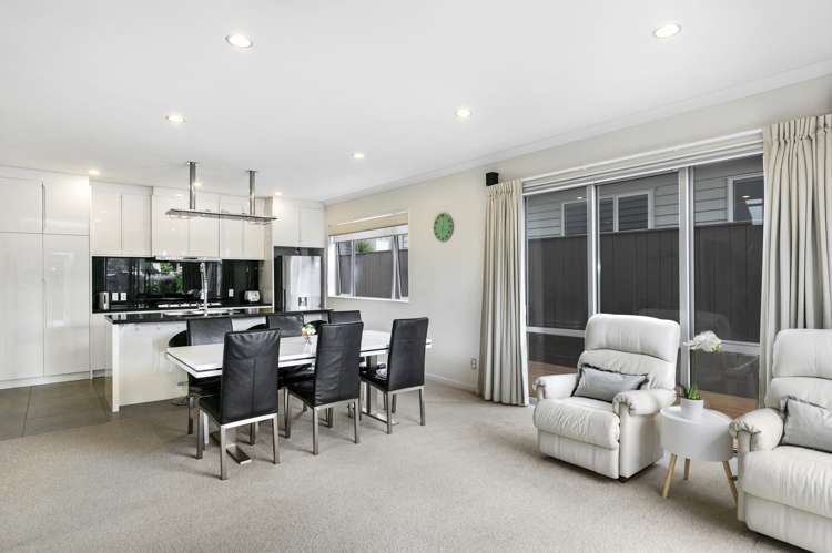 60 Whites Line West Woburn_5