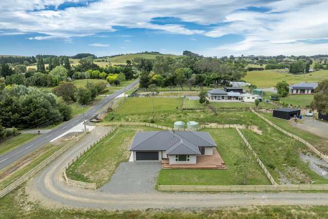 300 White Road Otane_3