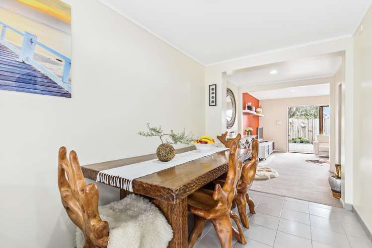 2/3 Glen Road Browns Bay_5