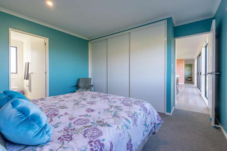 55 Punawaitai Road Pourerere_13