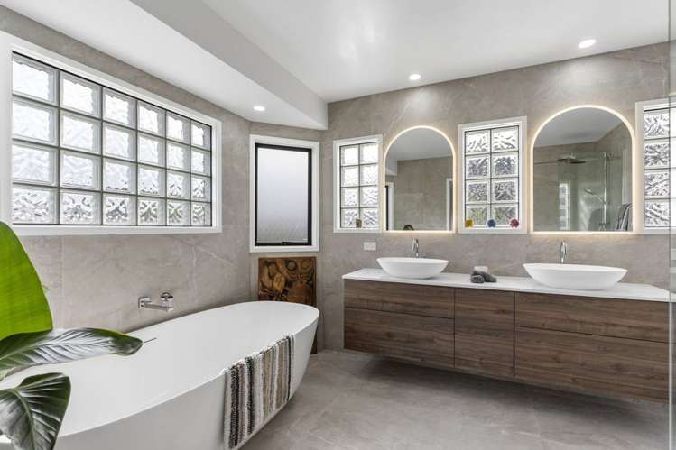 14 The Parade Bucklands Beach_12