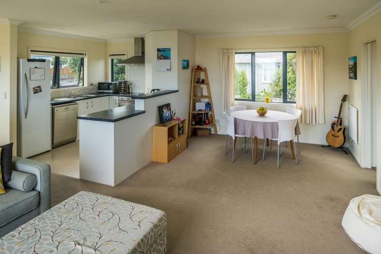 13a Walker Avenue Paremata_5