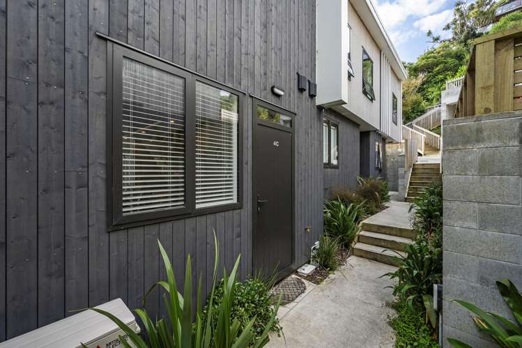 4C Ferry Road Days Bay_13