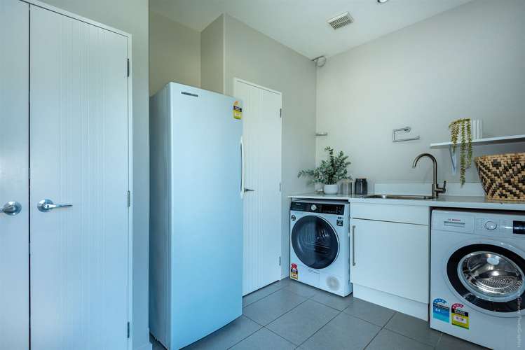 12 Torrey Pines Waimairi Beach_24