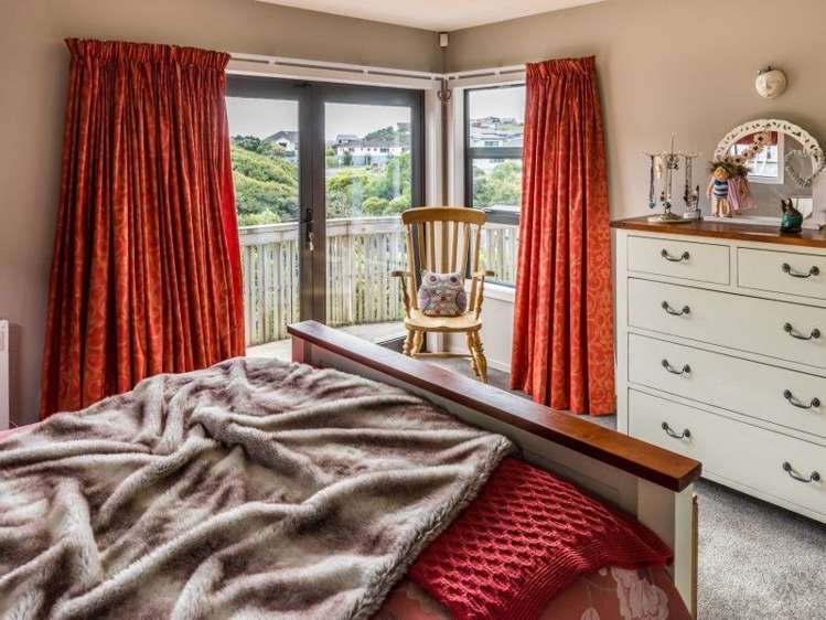 63 Saint Ives Drive Camborne_9