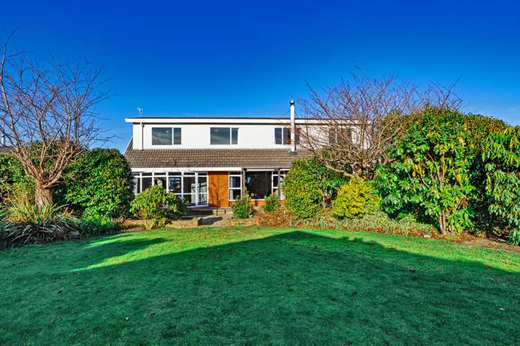 142 King Street Windsor_24