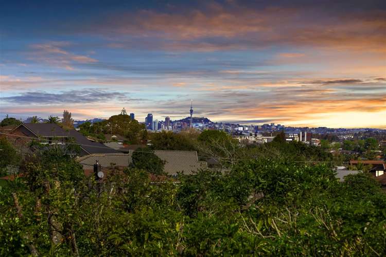 69 Ravenwood Drive Forrest Hill_16