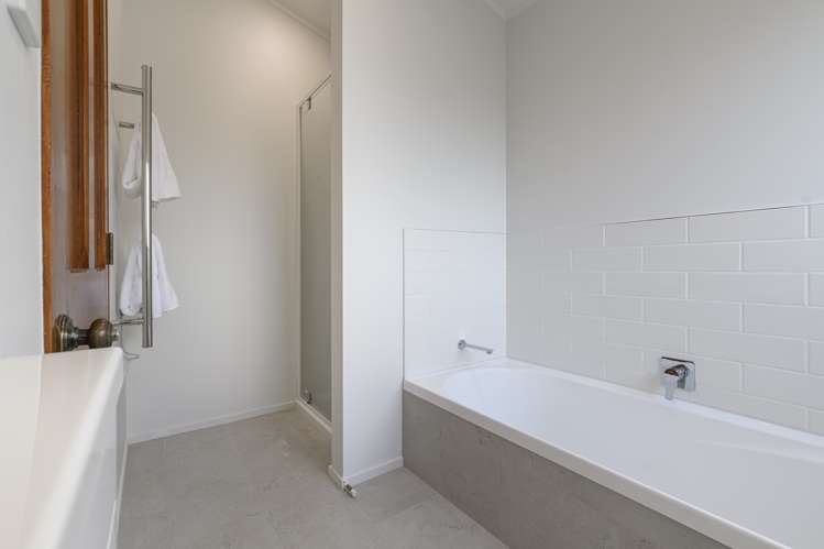 24 Merlot Drive Pyes Pa_17