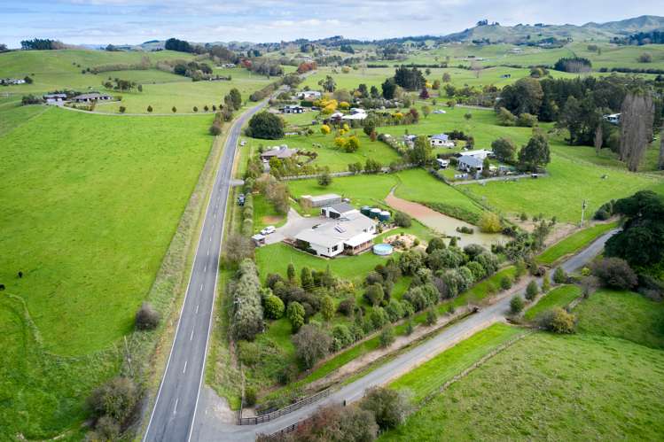 221 Racecourse Road Waipawa_19
