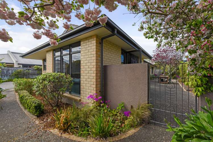 5 Di Pierri Way The Wood_21