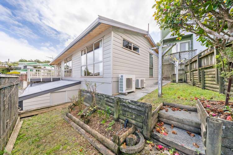 7 Eastview Grove Normandale_18