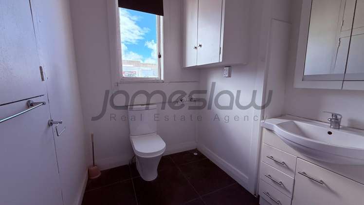 C/241 Church Street Onehunga_5