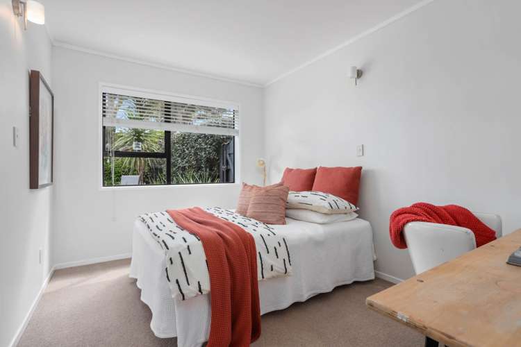 2/42 Shackleton Road Mt Eden_11