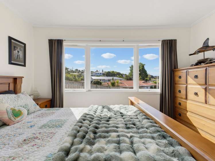 18 Adams Place Te Kamo_26