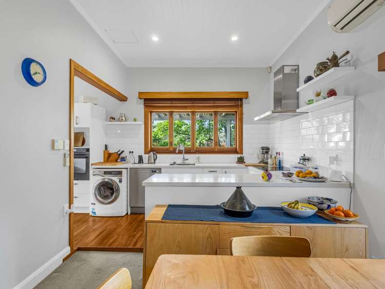 89 Georges Drive Napier South_22