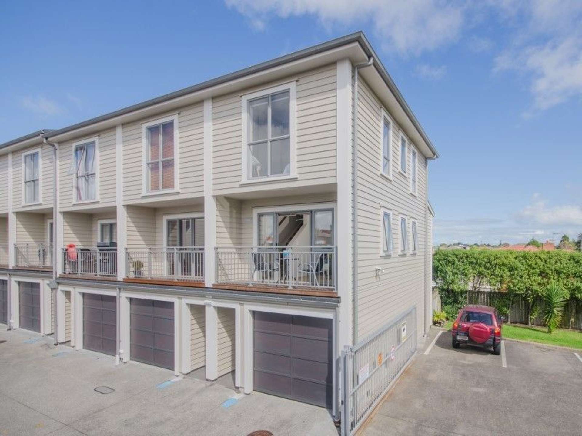 1/289 Shirley Road Papatoetoe_0