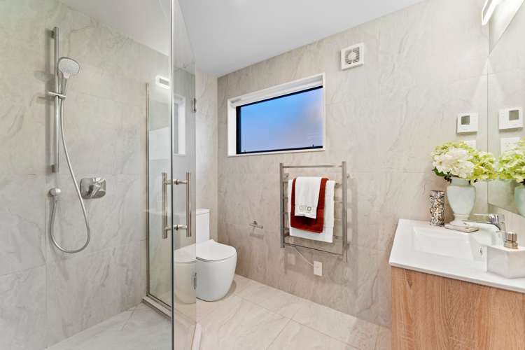 14 Vazey Way Hobsonville_18