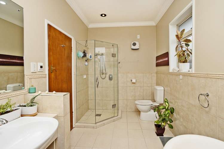 7 Antrim Street Windsor_12