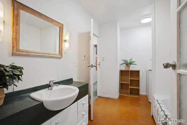 2/21 Howard Road Northcote_2