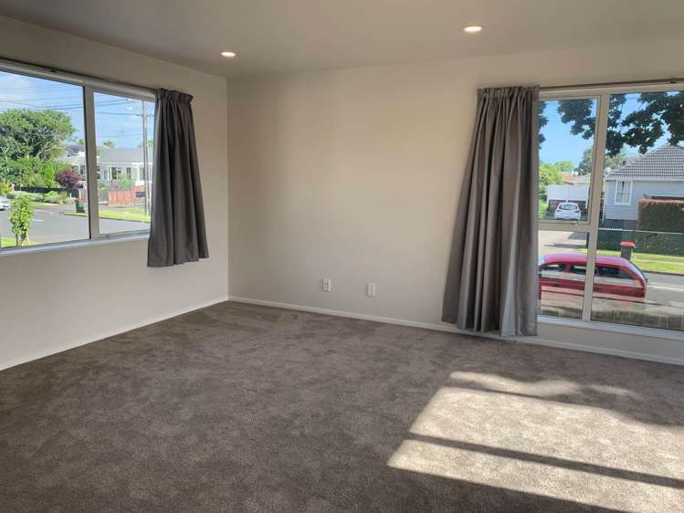 61a Kings Road Panmure_13