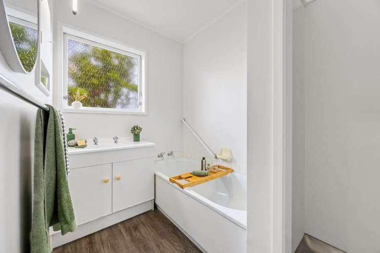 2/49 Littlejohn Street Hillsborough_11