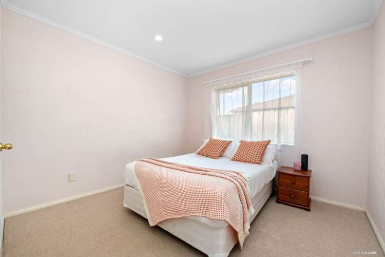 13 Tir Conaill Avenue Flat Bush_8