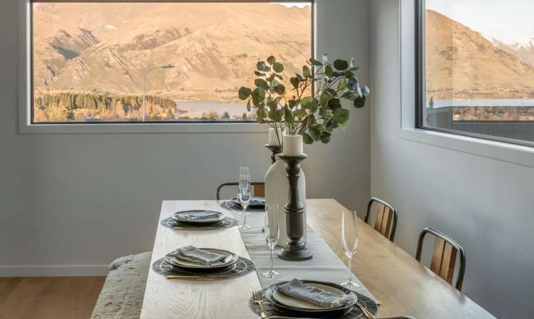 18 Fenton Avenue Wanaka_10