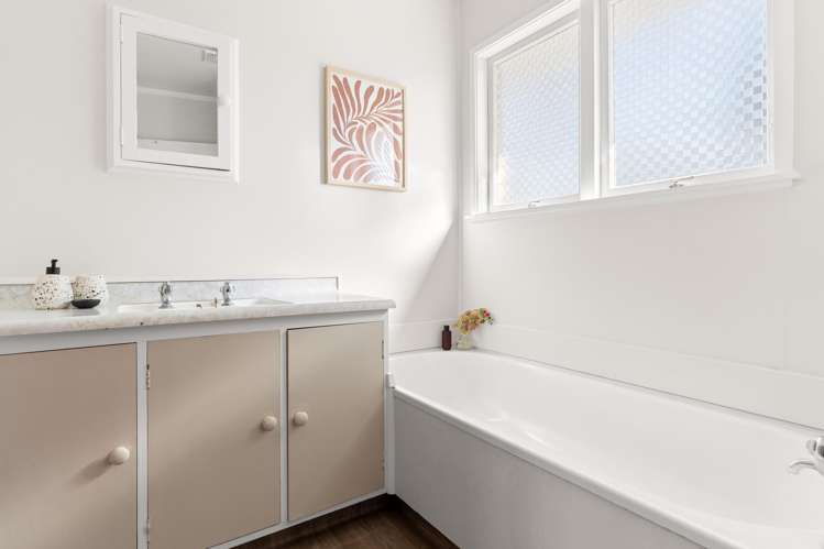 4 Balmoral Terrace Otumoetai_8