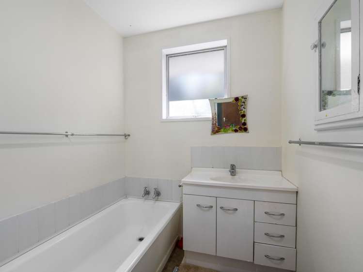 1/402 Hereford Street Linwood_9