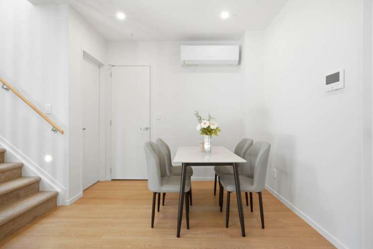 30D Lowtherhurst Road Massey_16