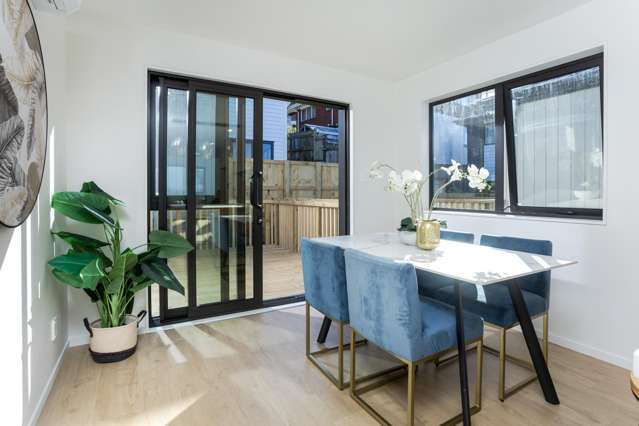 81A Ayton Drive Totara Vale_3