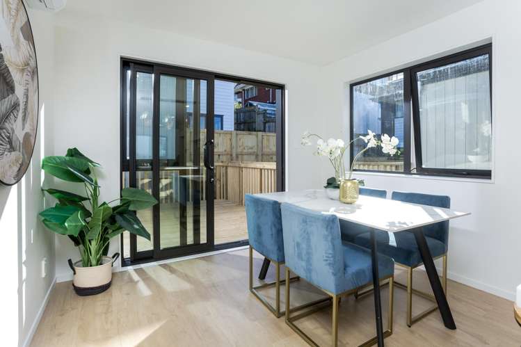 81A Ayton Drive Totara Vale_3