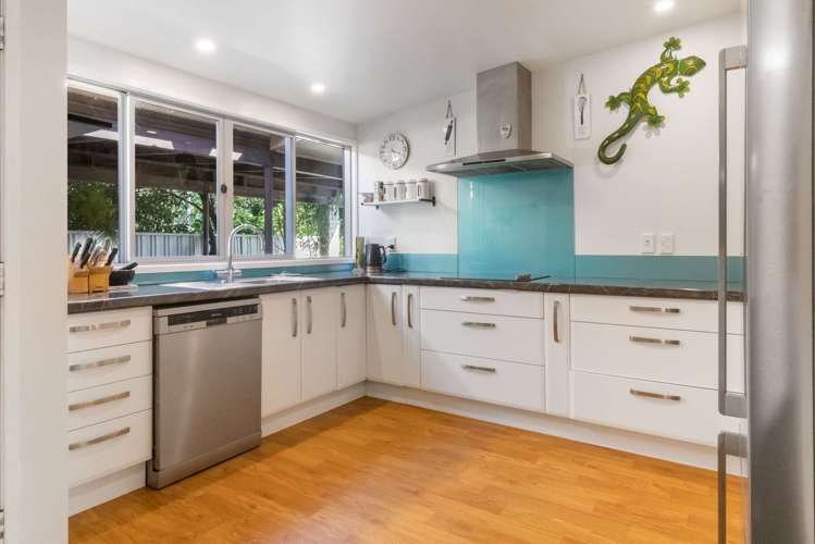 28 Iles Road Lynmore_5