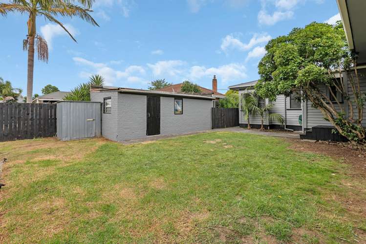 12 Haronui Street Kensington_19