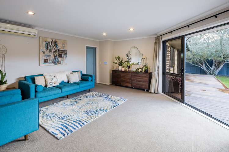 5 Ashington Grove Huntington_10