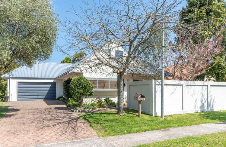 9 Ayrshire Drive Grandview Heights_25