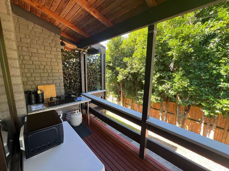 55 Onewa Road Northcote_12