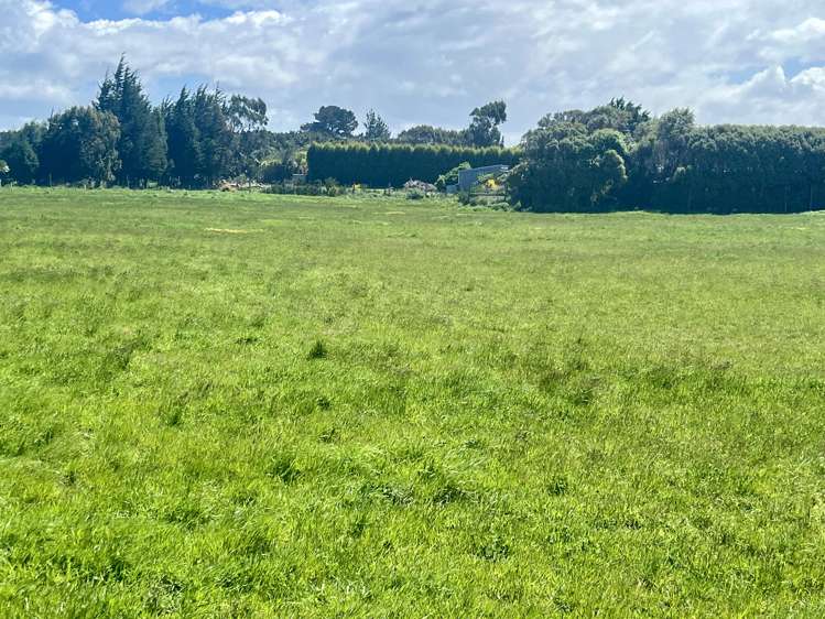 10 Amos Way Otatara_2