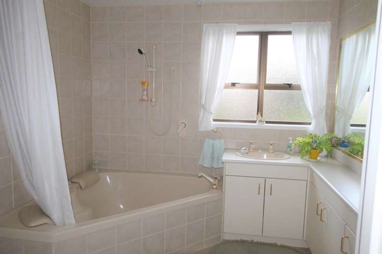 27 Kensington Street Tokoroa_12