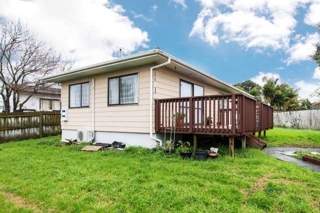 7 Riserra Drive Ranui_2