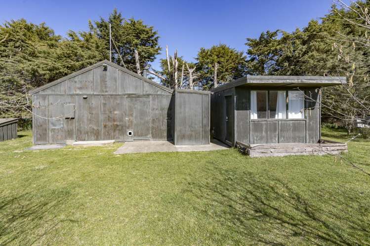 102 Glews Road Cust_48