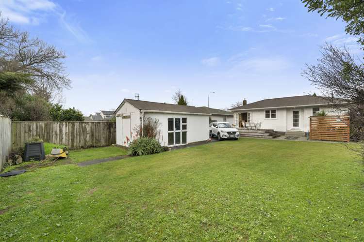 7 Long Melford Road Awapuni_18