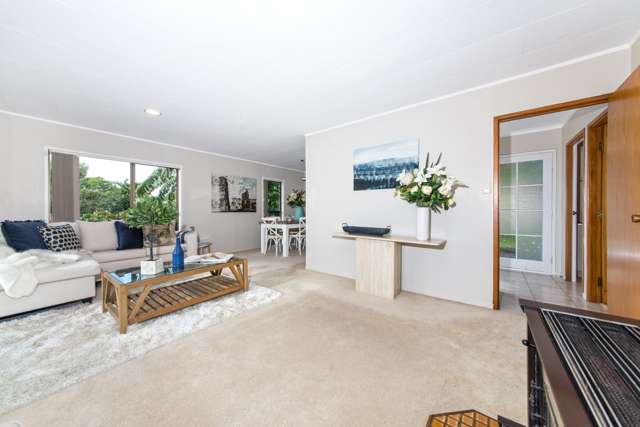 70 Hutchinsons Road Bucklands Beach_4