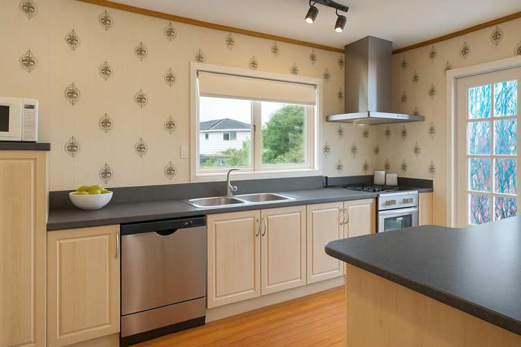 13 Moor Avenue Te Atatu Peninsula_7