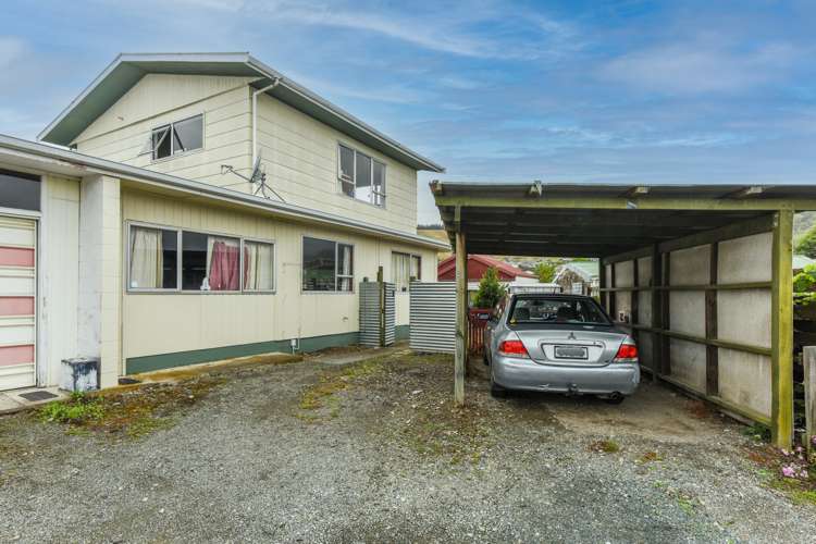 2/8a Palm Avenue Stoke_15