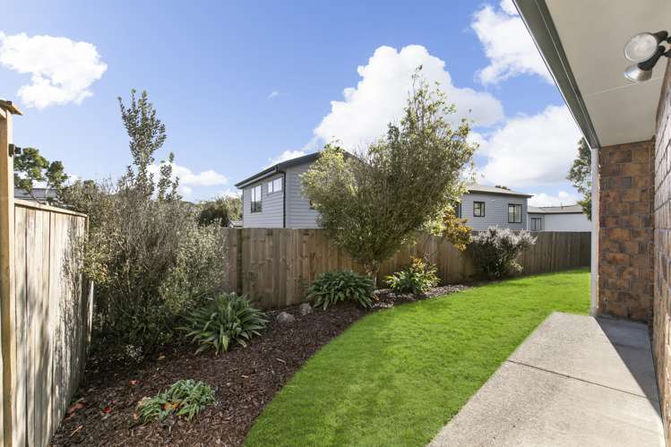 53 Simpson Road Ranui_4