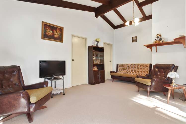 2/54a Ambler Avenue Glen Eden_3