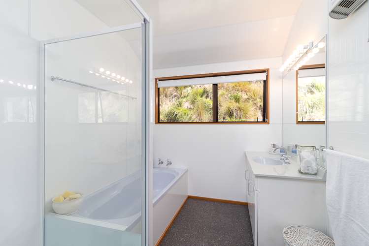 14 Coster Street Enner Glynn_14